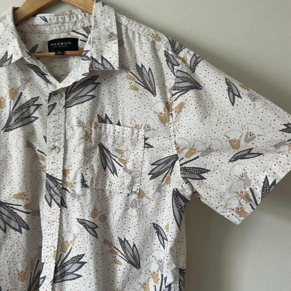 Pacsun Short Sleeve Button Down - Picture 3 of 5